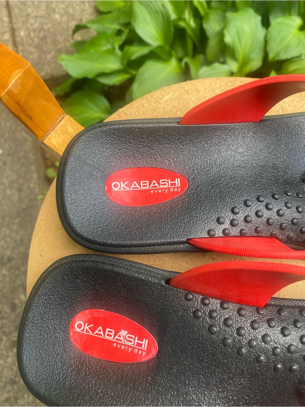 NWOT Okabashi flip flops - Picture 4 of 6